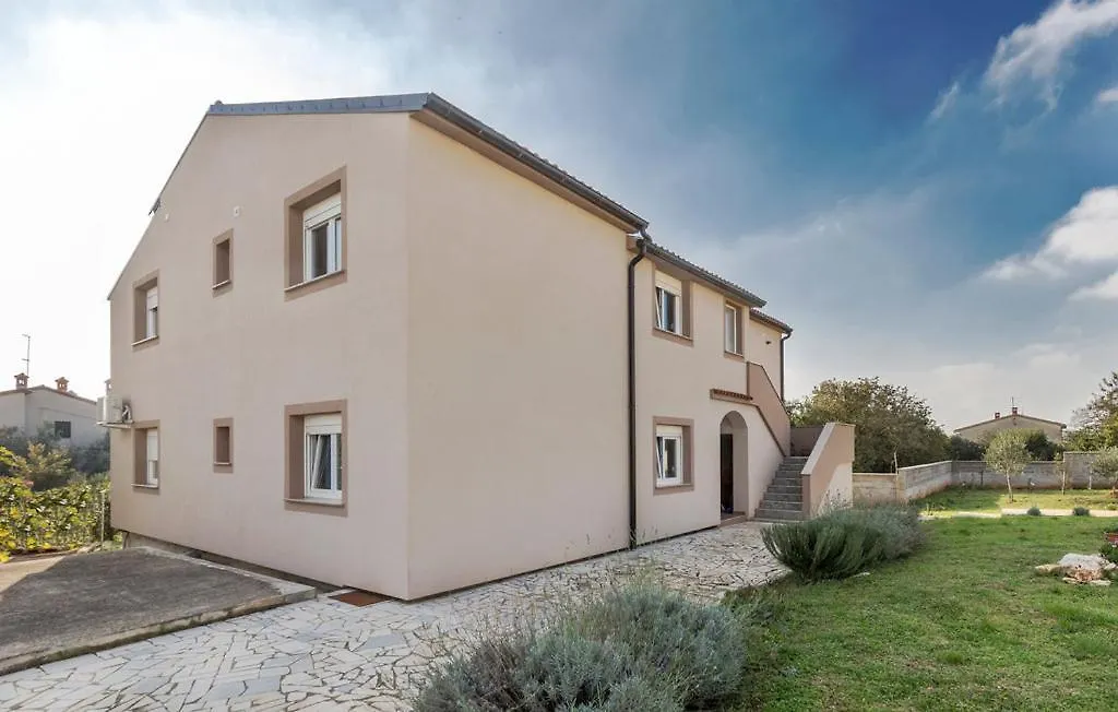 Apartment Matea Ližnjan